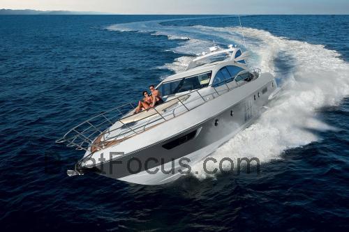 Azimut 62S Italia Spesifikasjoner og anmeldelser